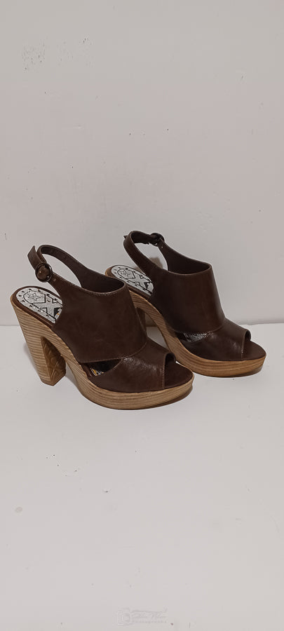 Xti - Sra - Ladies Heel - Heel Strap - Brown - Brand New image 2