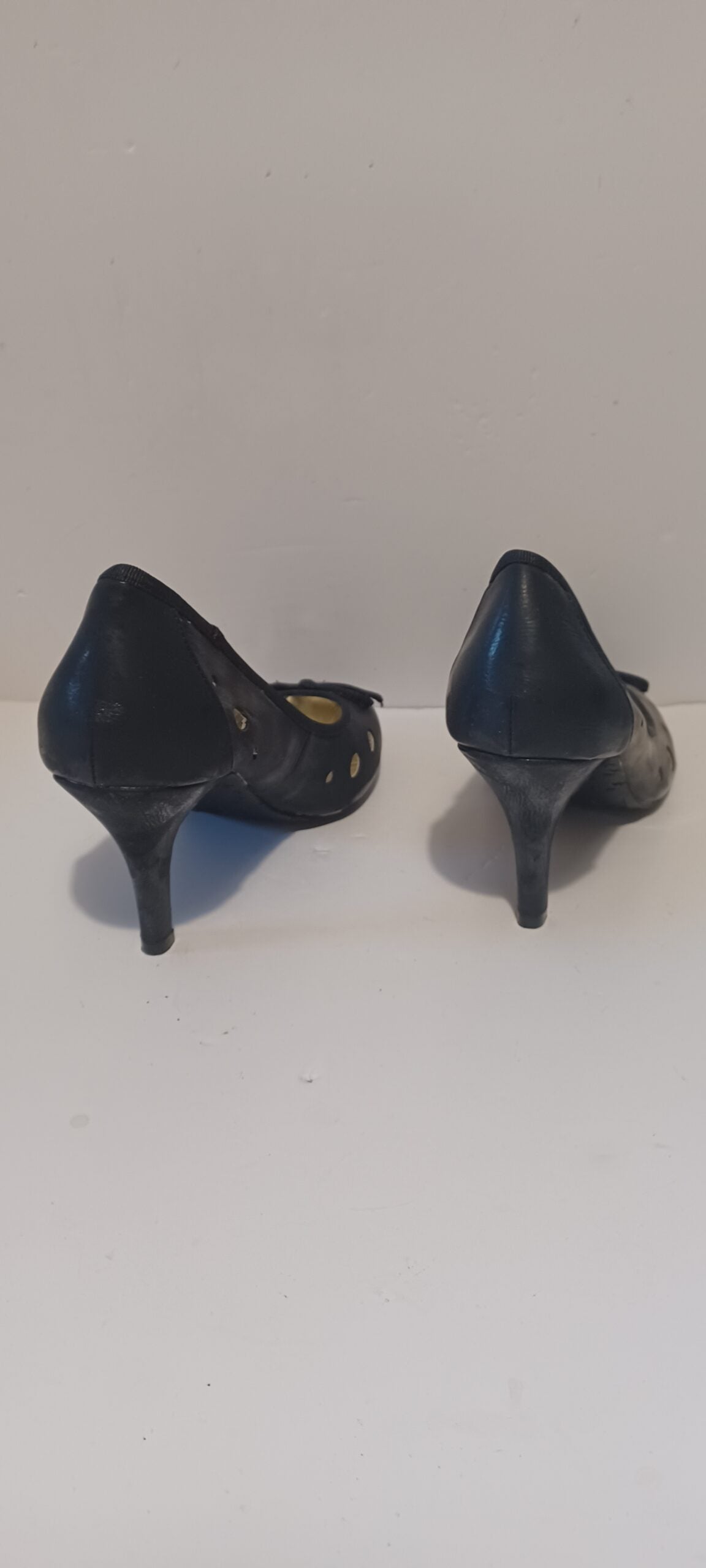 Hoyvoy - Heels and Bows - Strapless - Black - Brand New image 3