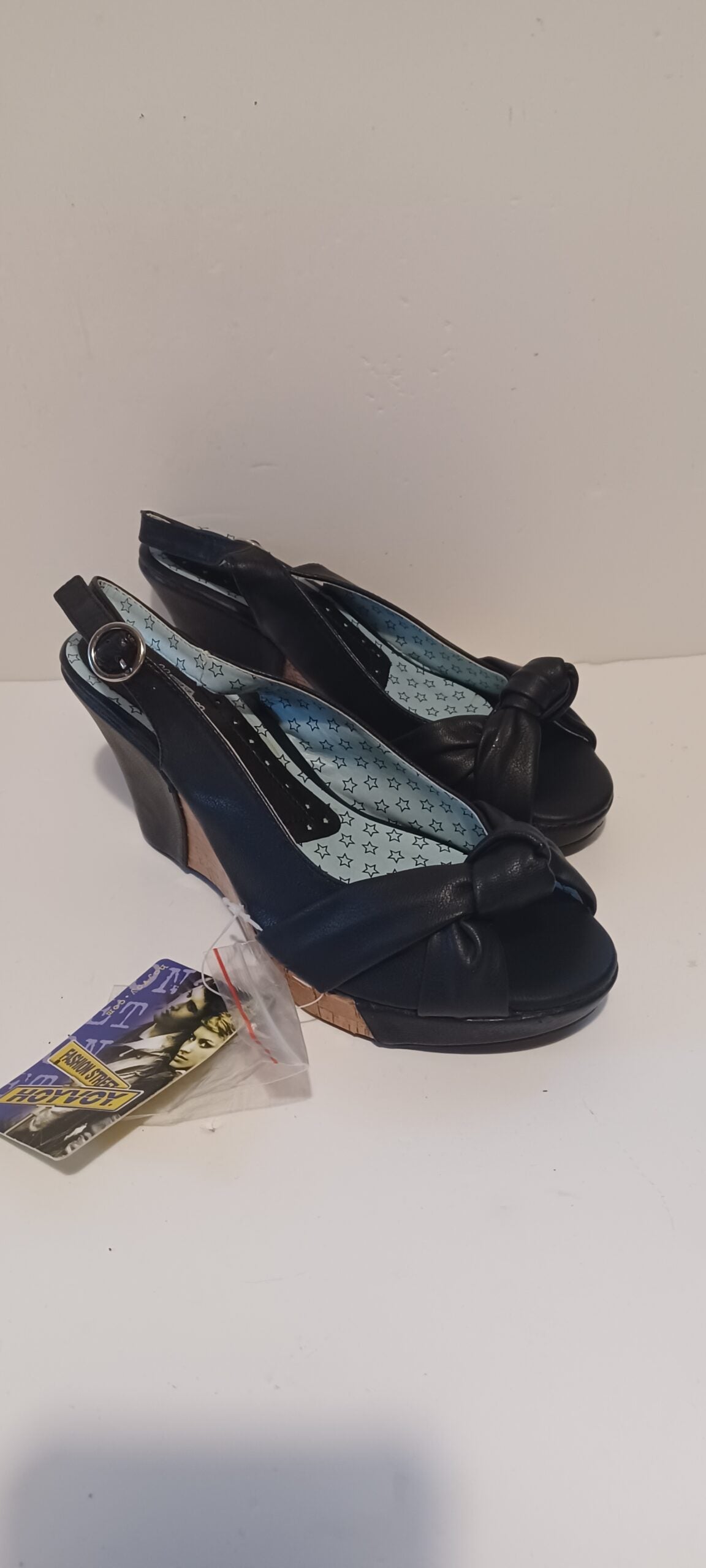 Hoyvoy - Sandalia - Heel Strap - Toeless - Black - Brand New - 5/38, Black image