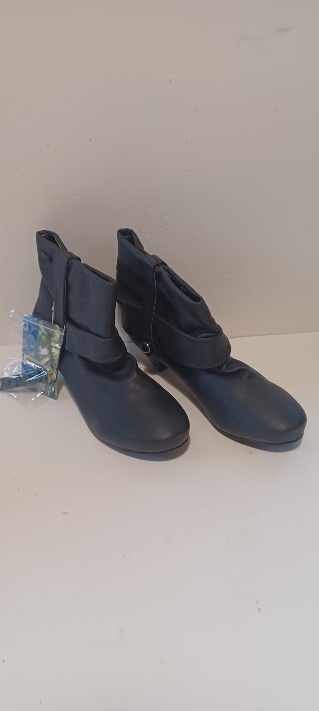 Hoyvoy - Botin - Ankle Boot - Ankle Buckle - Black - Brand New - 5/38, Black image