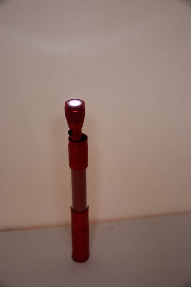 Portable Magnetic Flashlight with Flexible Neck – 175-582mm Extendable LED Light image 4