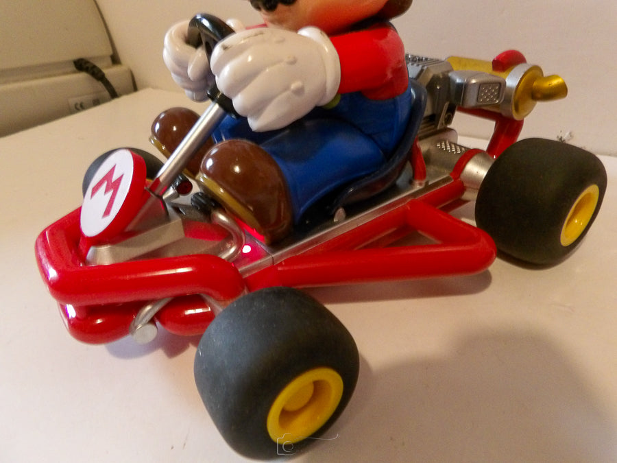 Mario Kart - Carrera RC - 21cm - 2.4ghz - Pipe Kart - Nintendo Fans | Remote Controlled Car - Spares and Repairs image 3
