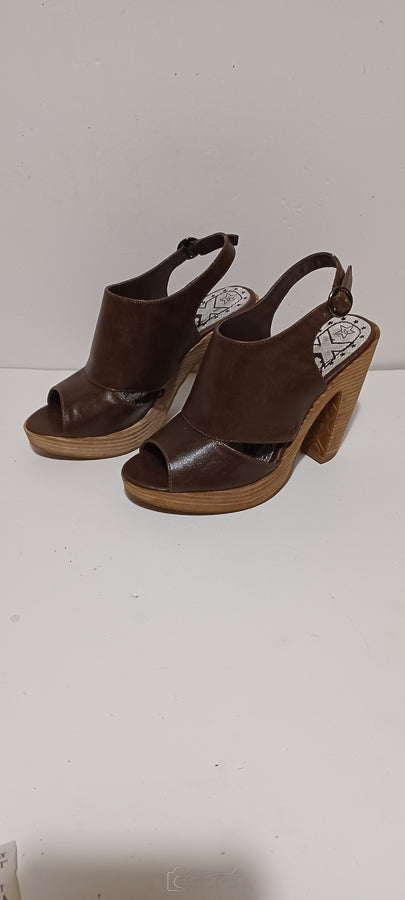 Xti - Sra - Ladies Heel - Heel Strap - Brown - Brand New - 5/38, Brown image