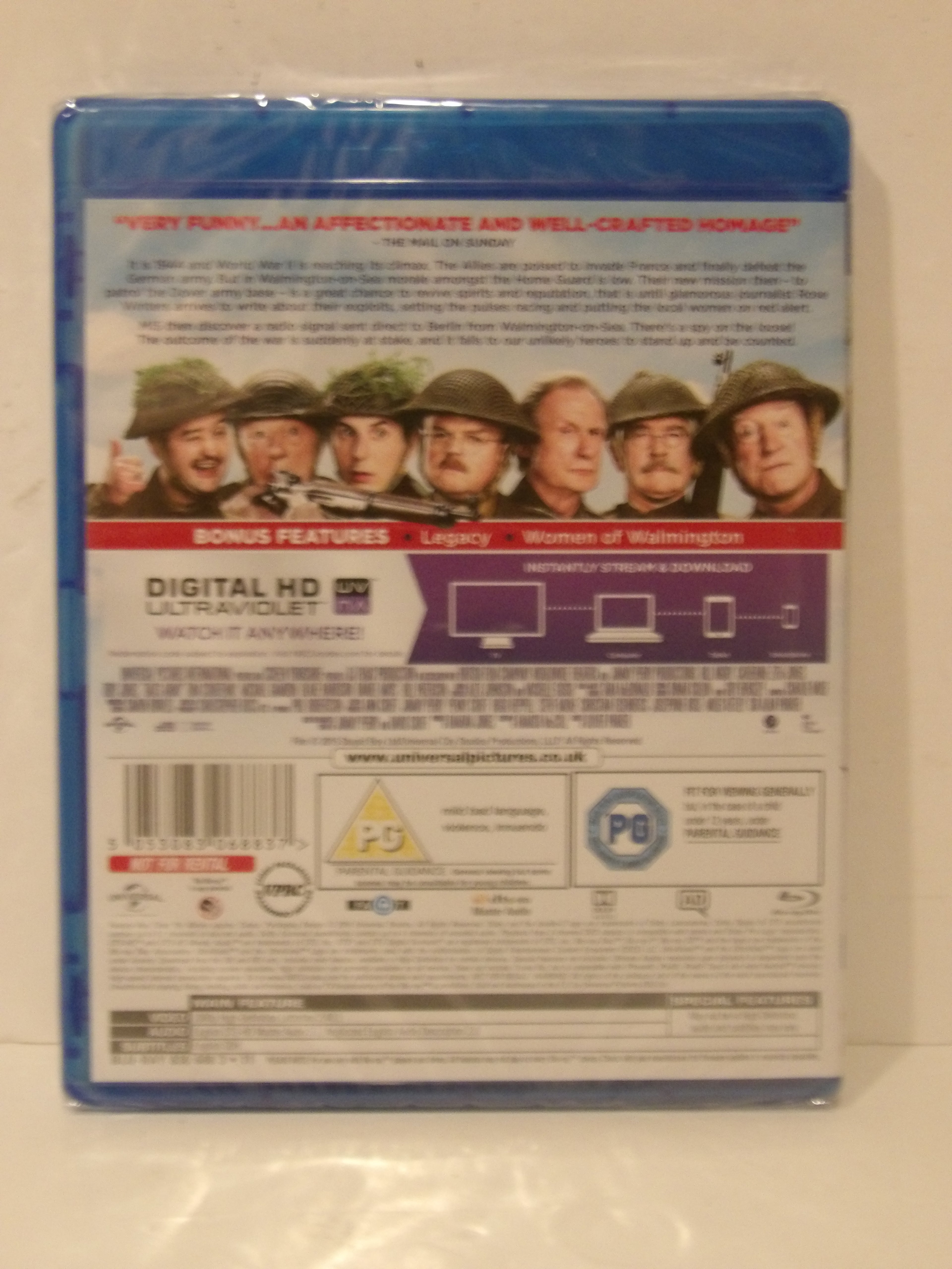 Back cover of a Blu-ray case for the movie 'Very Funny.
