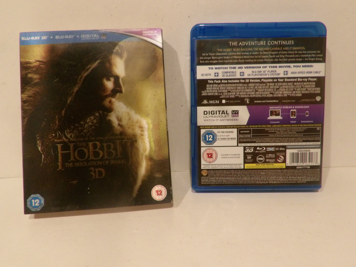 Hobbit: The Desolation of Smaug 3D Blu-ray and Blu-ray case set, showing the front cover art and the back packaging details on a light beige surface.