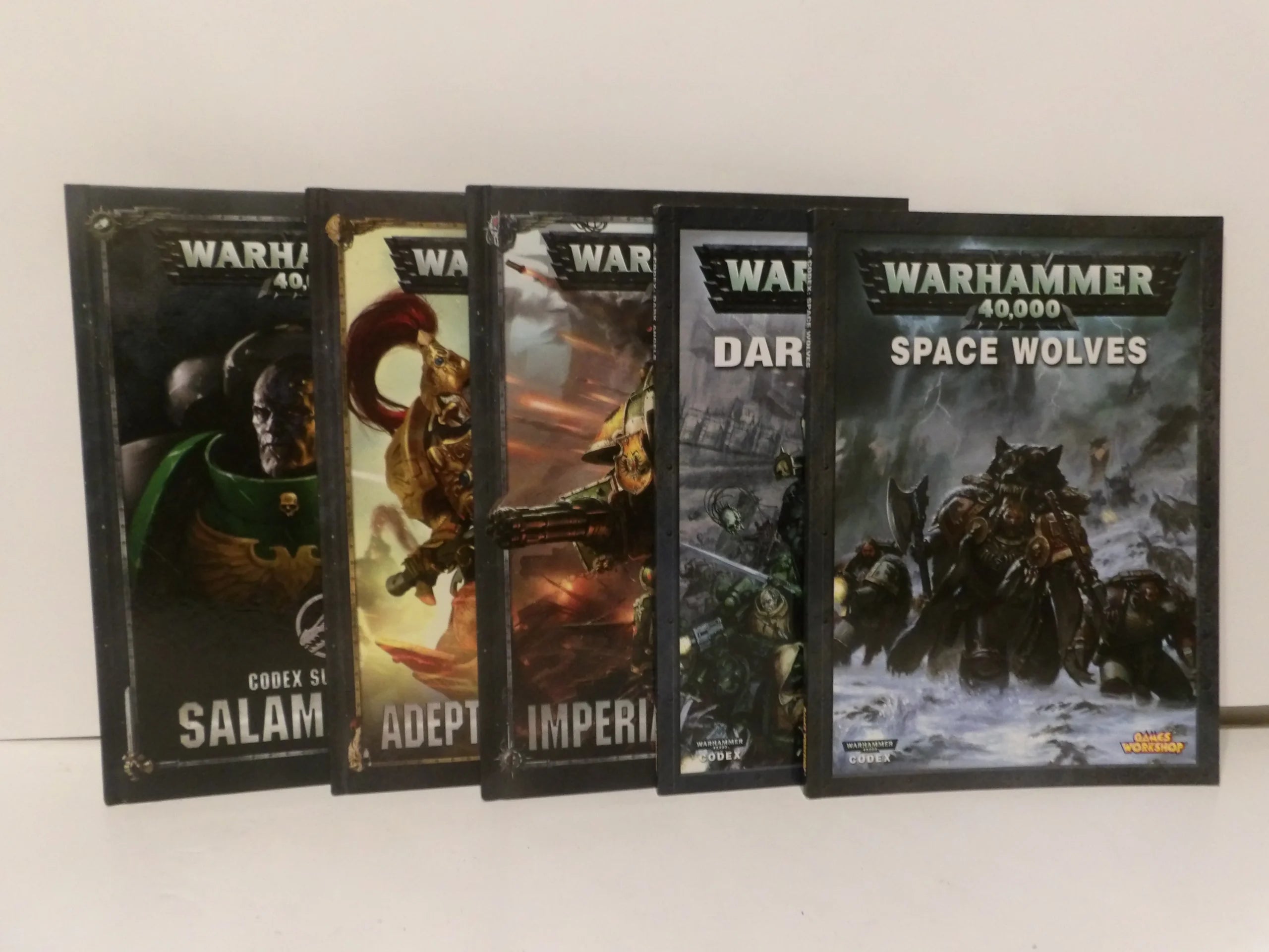Warhammer - Codex: Dark Angels - Space Wolves - Adeptus Custodes - Imperial Knights - Pullout - 40K - Games Workshop - As New Condition image 0