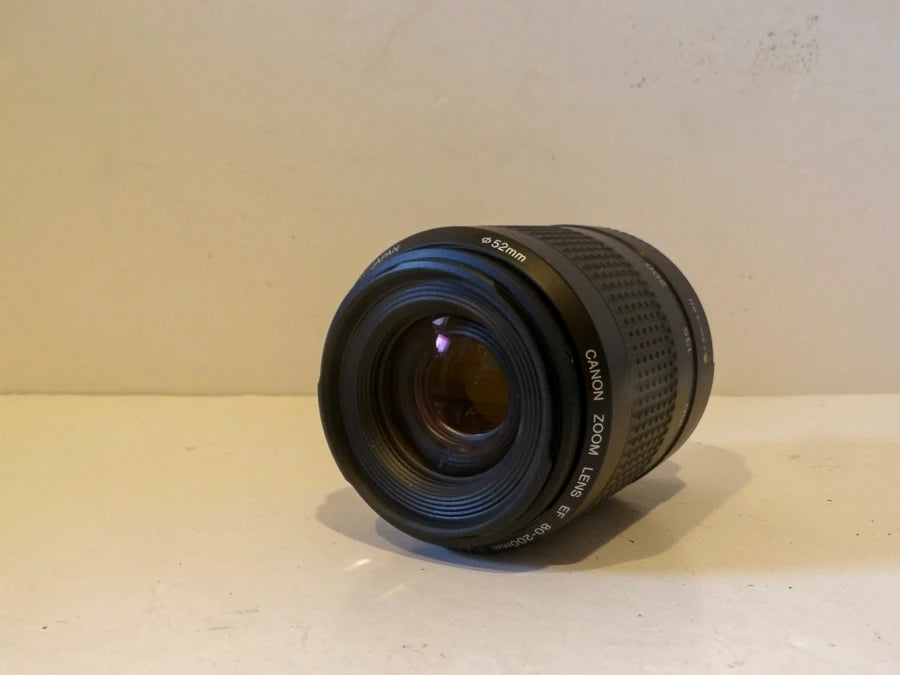Canon - EF 80-200mm - f/4.5-5.6 II - Telephoto Zoom Lens - Great Condition image 8
