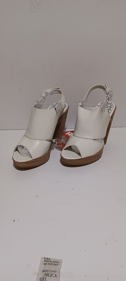 Xti - Sra - Ladies Heel - Heel Strap - White - Brand New - 4/37, White image