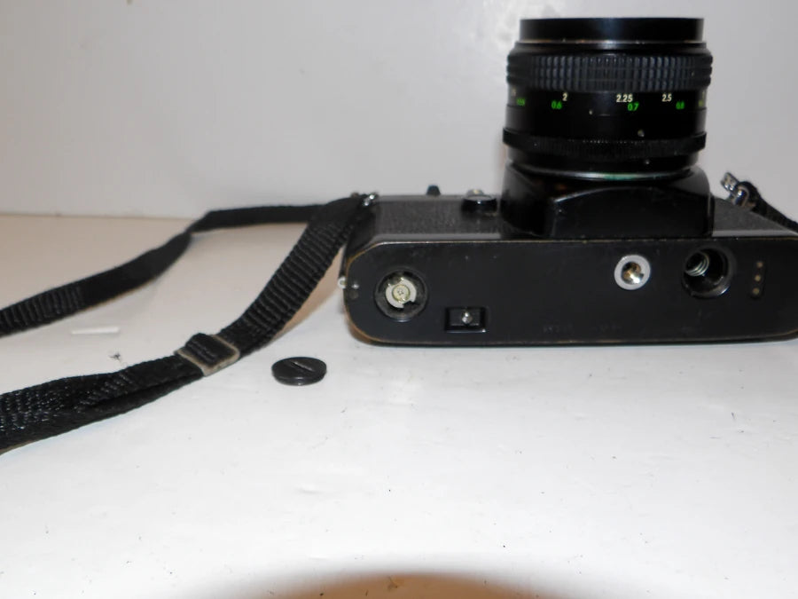 Chinon Cm3 CM-3 SLR Film Camera Body Only Vintage Photography image 6