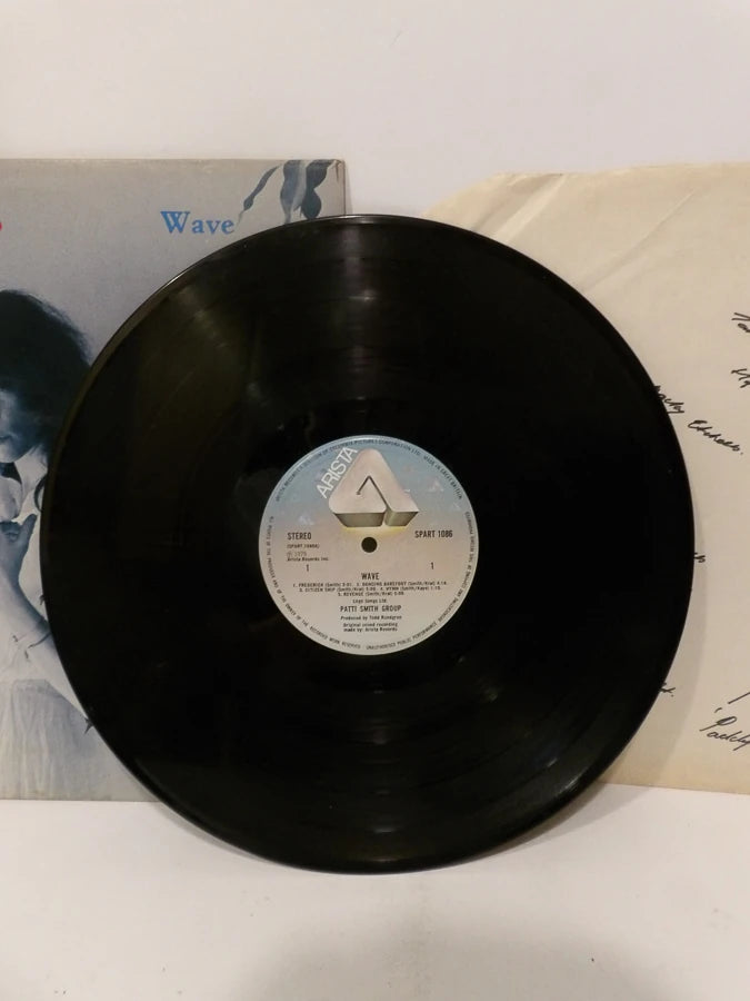 Wave - 1979 - Patti Smith Group - Vinyl - LP - Album - Arista - SPART1086 - Great Condition image 4