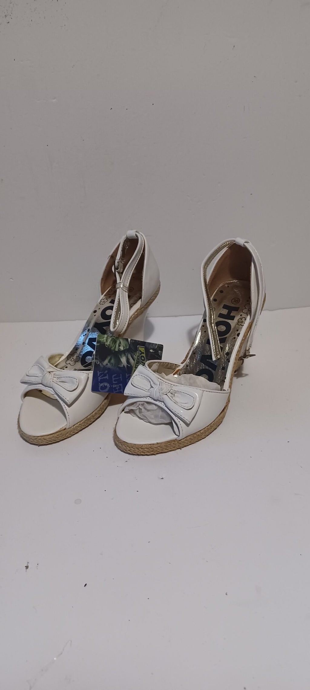 Hoyvoy - Bow - Wedge - Heel Strap - White - Brand New - 3/36, White image