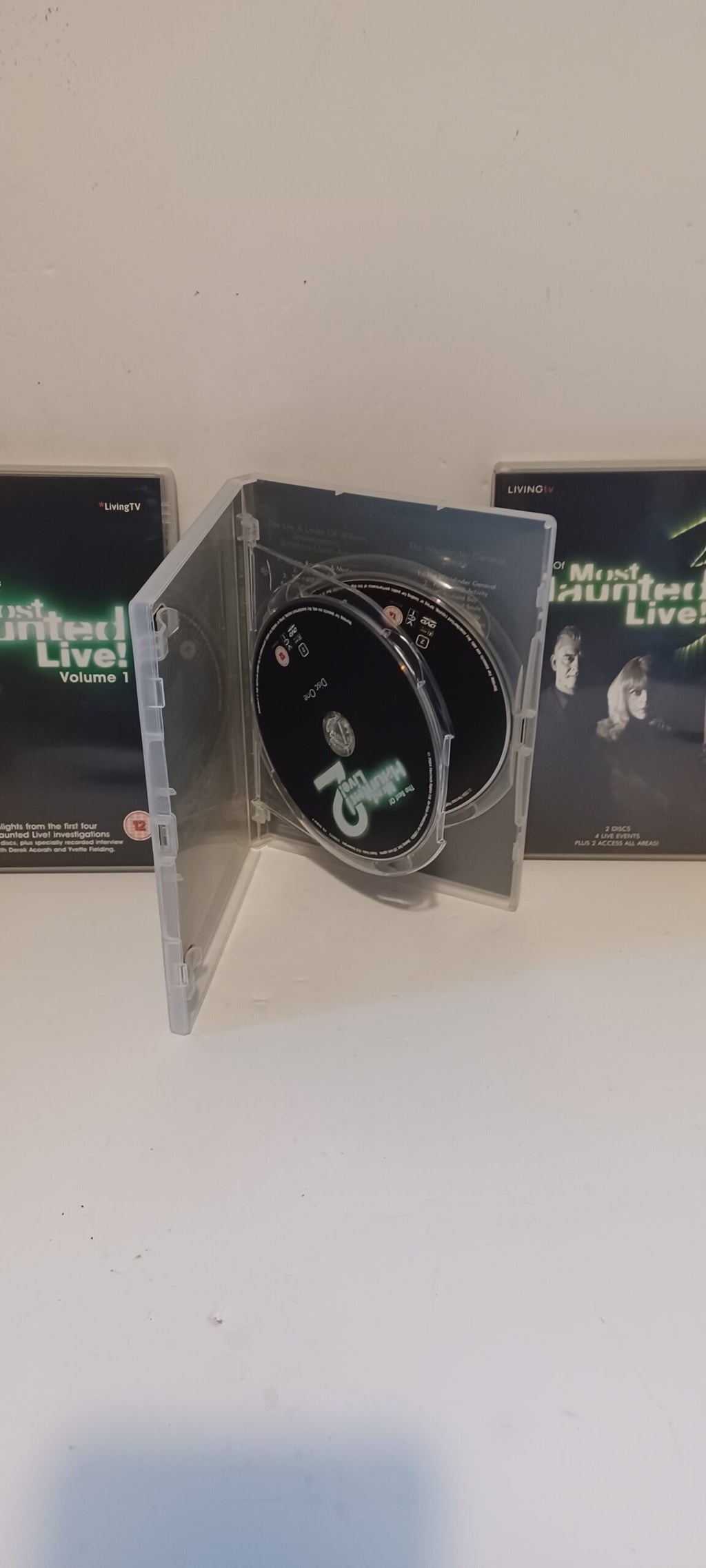 Most Haunted Live | The Best Of Most Haunted | Volumes 1 to 3 | Yvette Fielding | DVD Boxsets | Retail Condition image 6