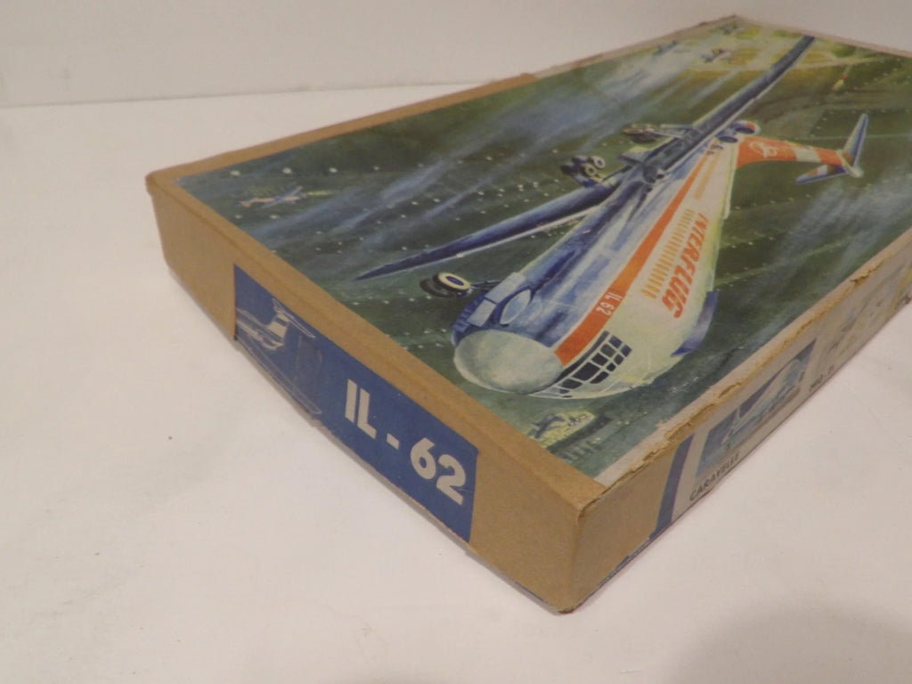 Vintage - Flugzeug Modellbaukasten IL-62 Aircraft Kit - Opened Never Started - Appears Complete image 1