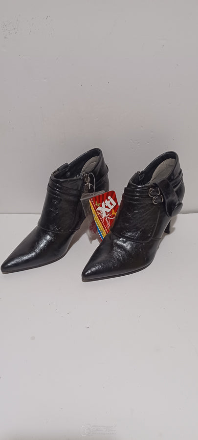 Xti - Ladies Half Boot - Side Buckle & Button - Black - Brand New image 1