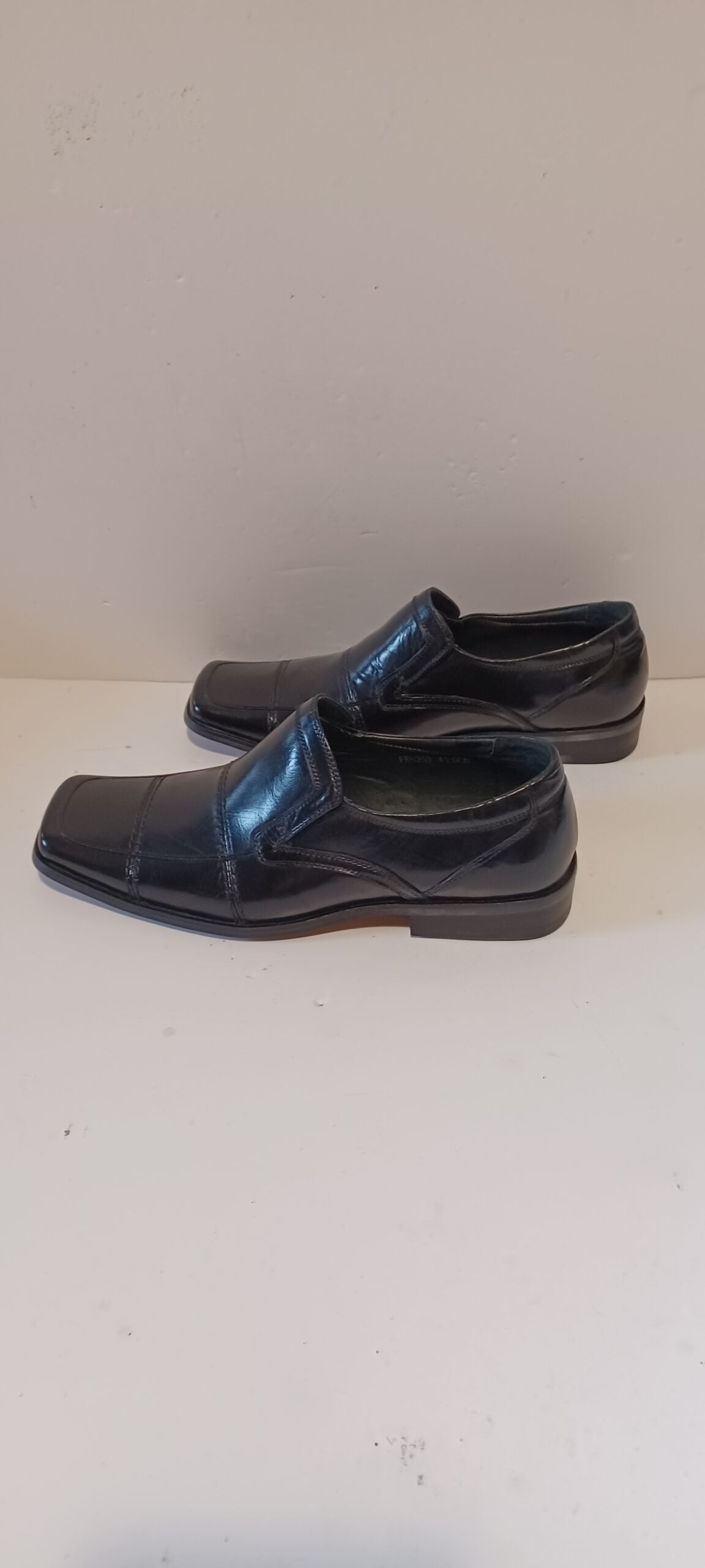 Front - Kempston - Mens Shoes - Black - Brand New image 3
