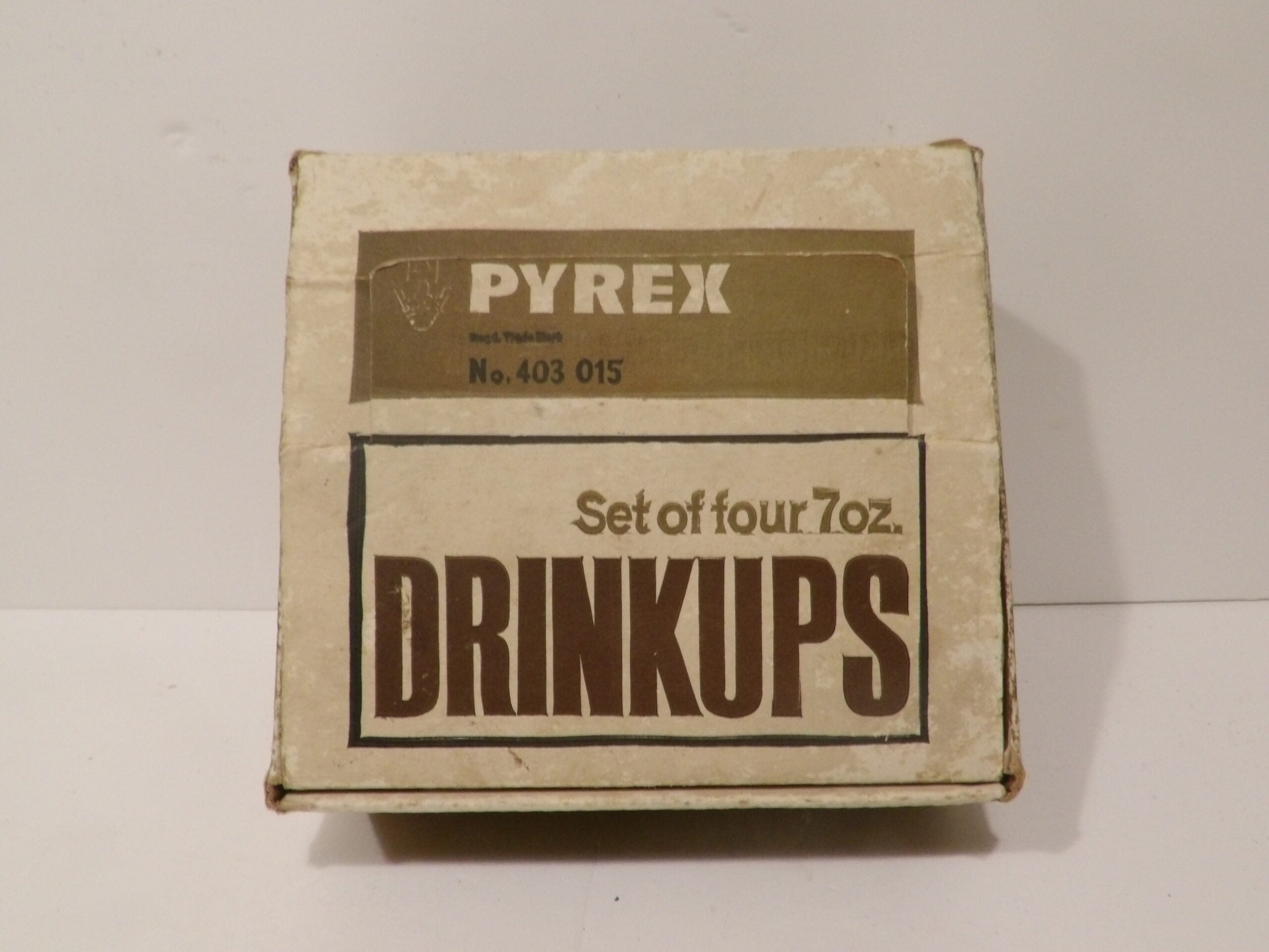 4 Vintage 1970s Pyrex / JAJ 7oz Drinkup Cups Grey Original Box - Great Condition image 2