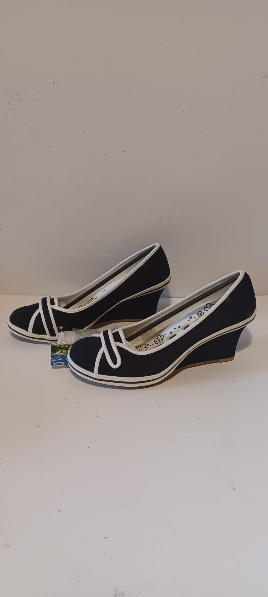 Hoyvoy - Lona - Wedge Heels - Strapless - Black - Brand New image 6