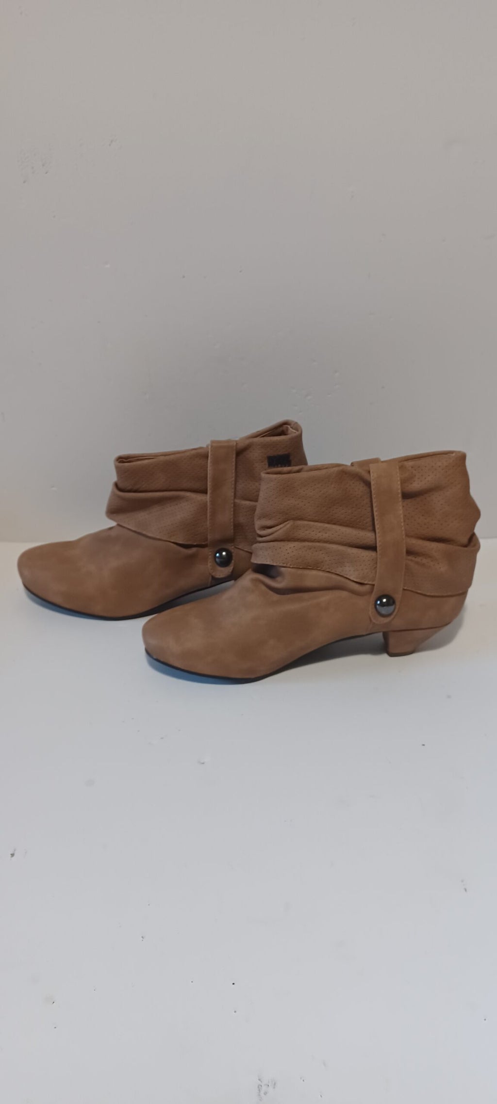 Hoyvoy - Botin - Ankle Boot - Ankle Buckle - Tan - Brand New image 6