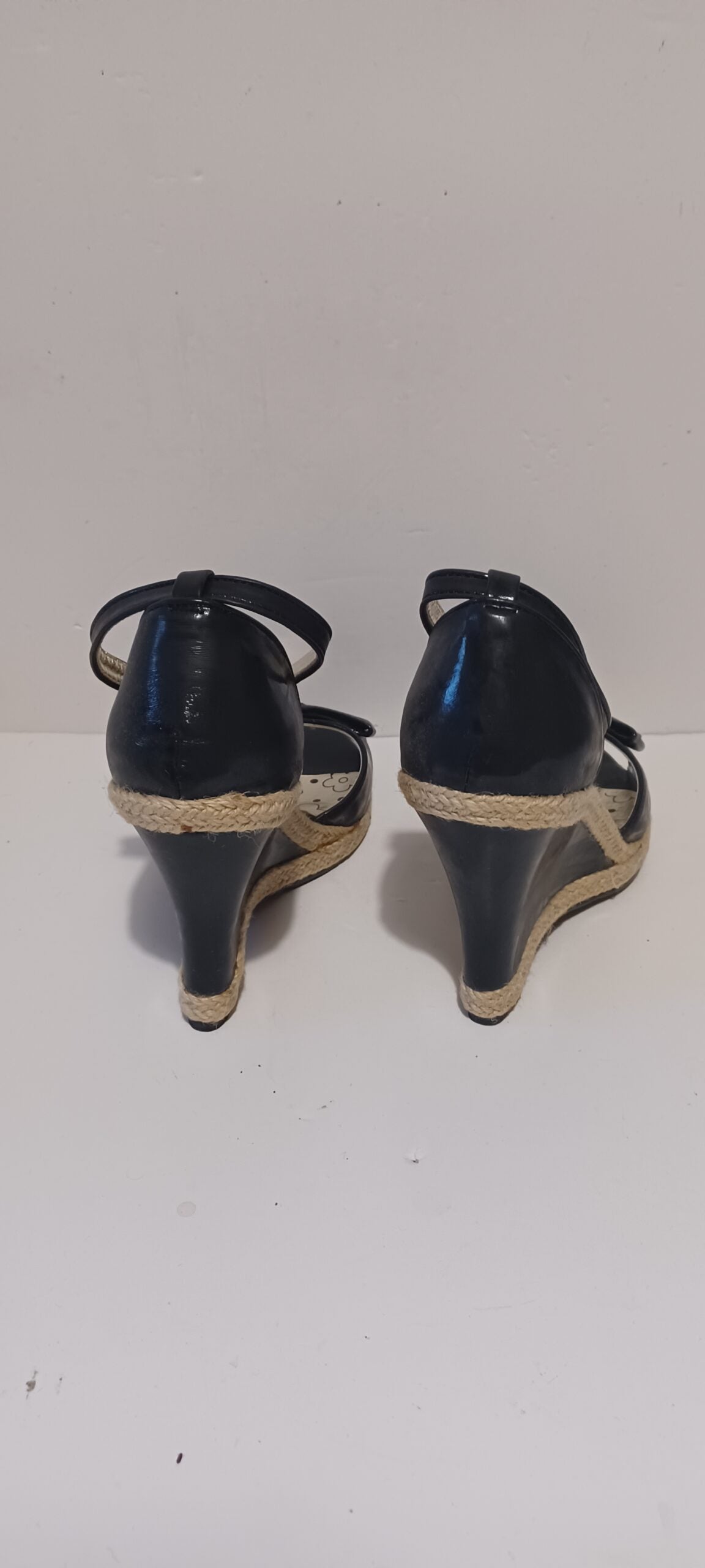 Hoyvoy - Bow - Wedge - Heel Strap - Black - Brand New image 5