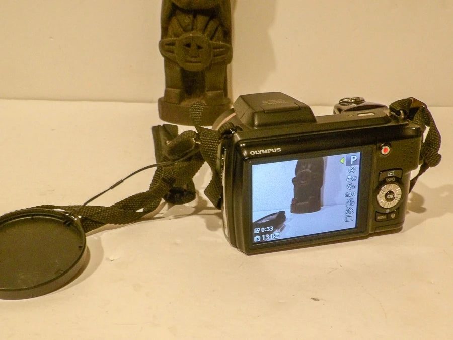 Olympus - SP-620UZ - Compact Bridge Camera - Perfect Condition image 1
