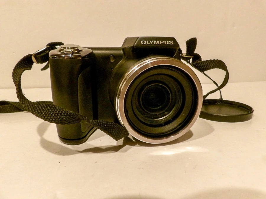 Olympus - SP-620UZ - Compact Bridge Camera - Perfect Condition image 6