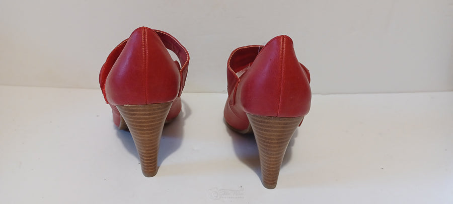 Xti - Zapato - Ladies Heel - Single Strap - Buttons - Red - Brand New image 4