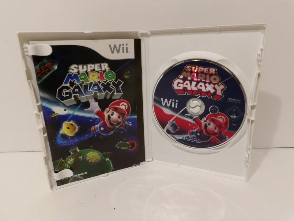 Super Mario Galaxy (Nintendo Wii, 2011) - Great Almost unused Condition image 1