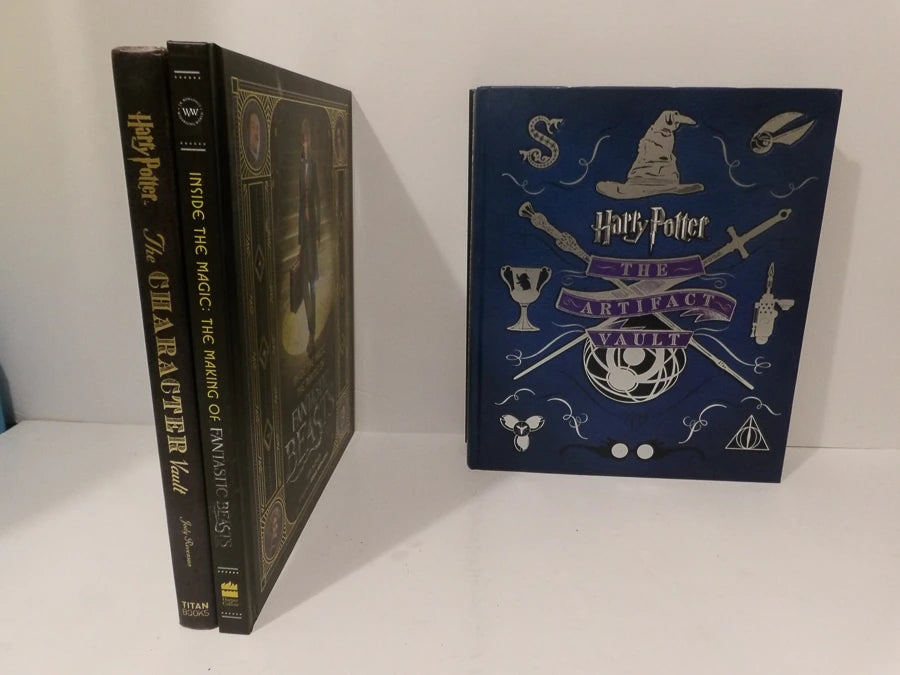 Harry Potter - Fantastic Beasts - Crimes of Grindelwald - 4 Hardback Book Bundle - Great Condition image 8
