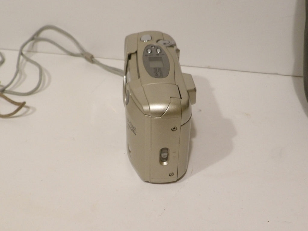 Nikon Lite Touch Zoom 70W 35mm Film Point And Shoot Camera Silver Working image 11