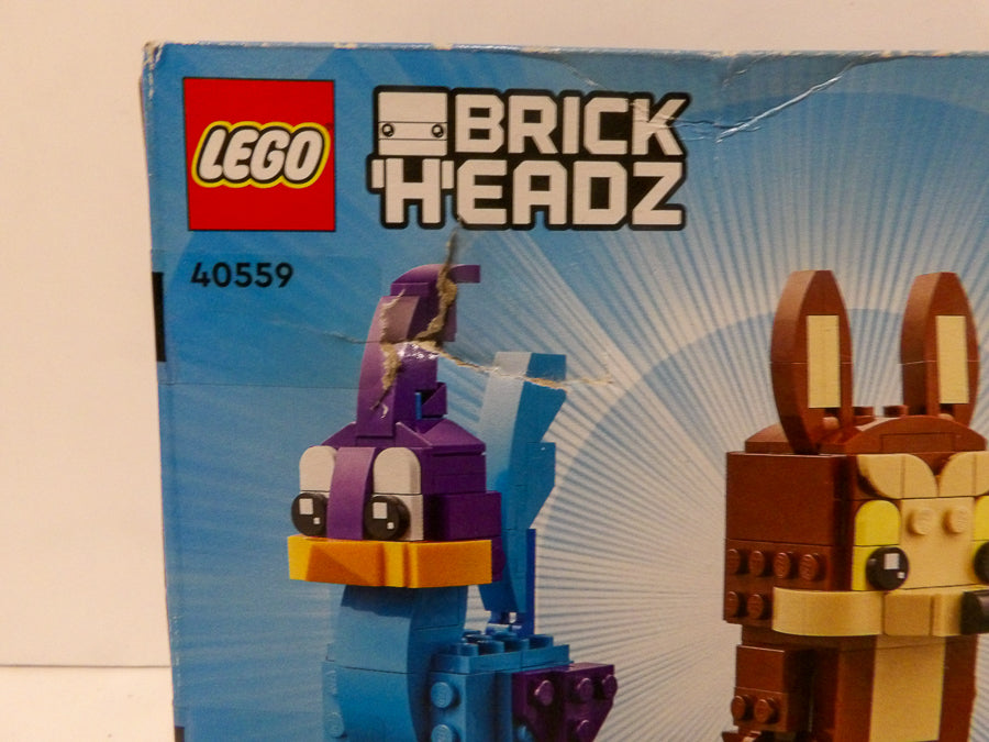 Lego Brickheadz Set - 40559 -  Looney Tunes - Brand New and Sealed - Minor Box Damage image 2