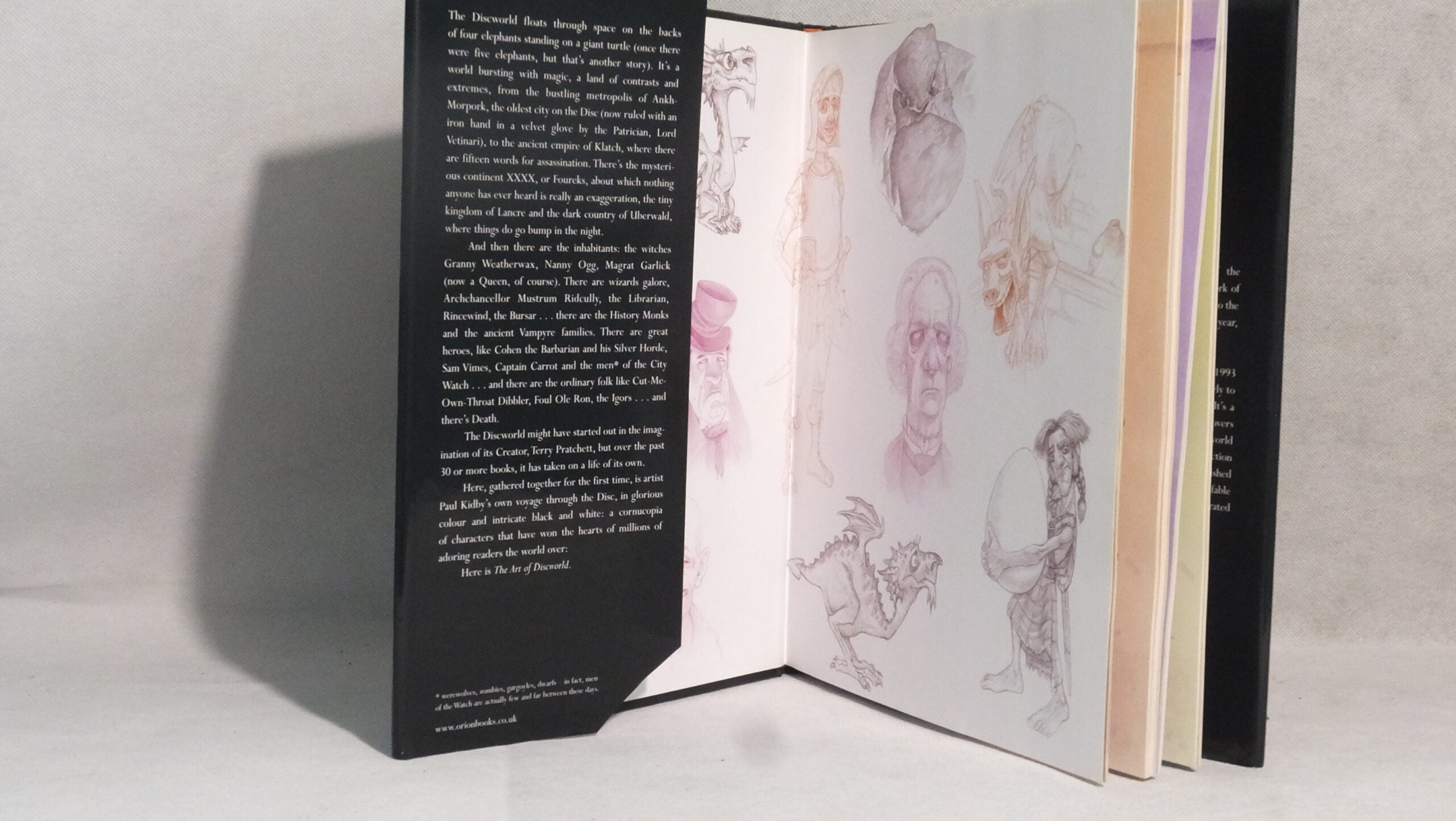 Terry Pratchett - The Art of Discworld image 4