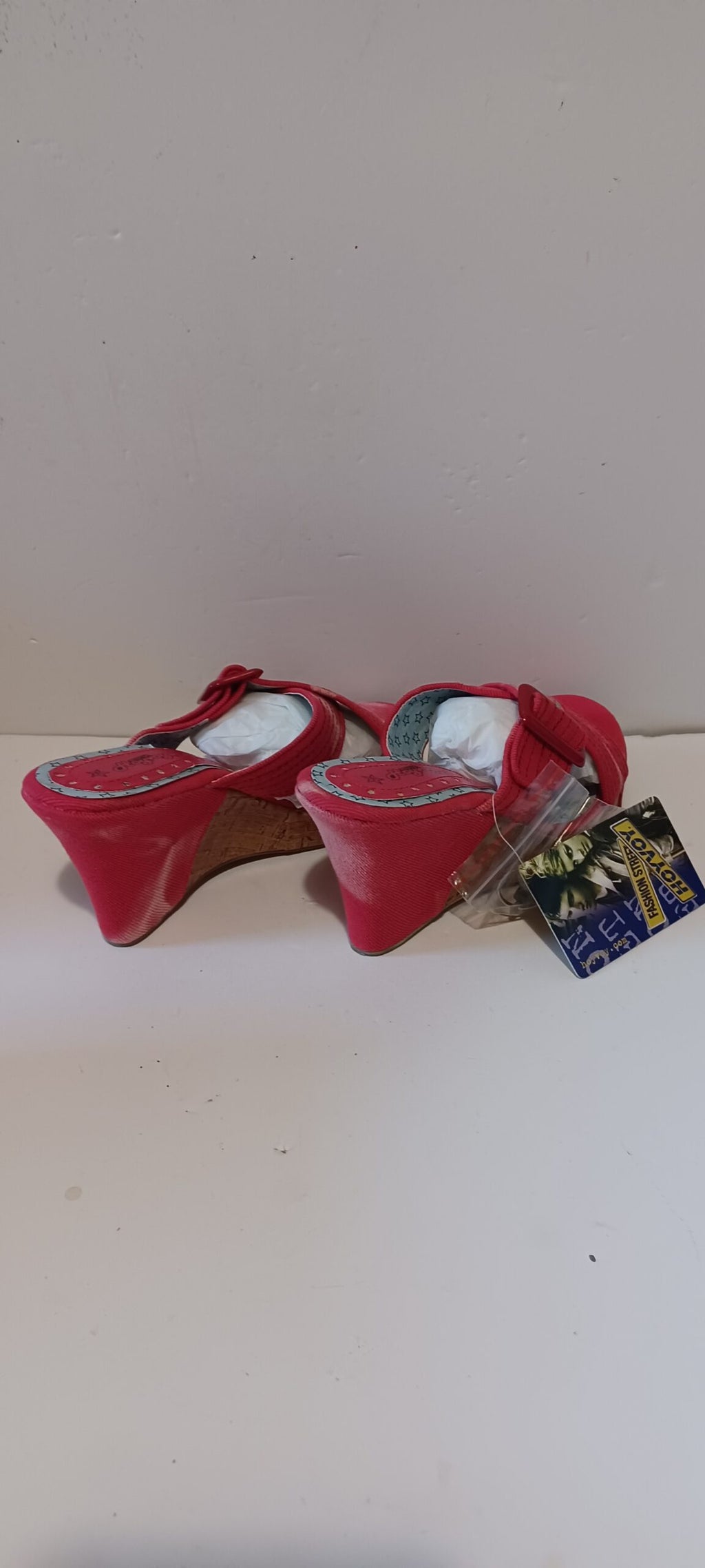 Hoyvoy - Sandalia - Wedge Heel - Denim Wash - Front Strap - Red - Brand New image 3