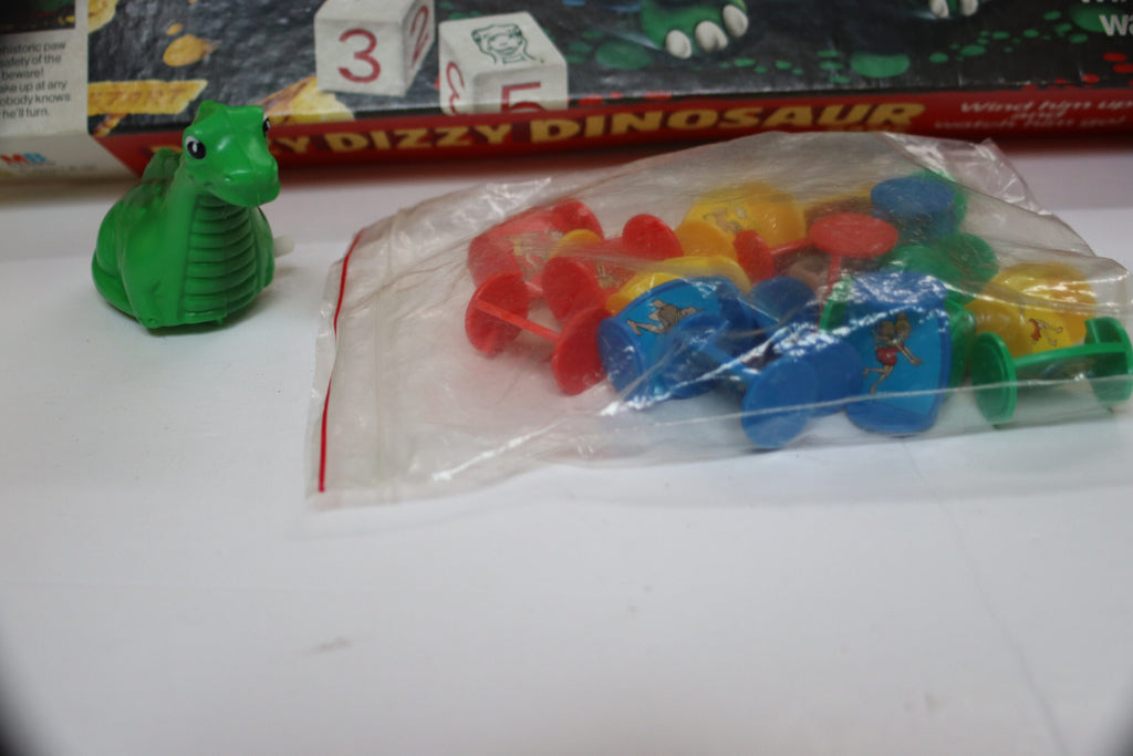 Dizzy Dizzy Dinosaur Board Game Vintage MB 1987 Complete  & Working Dizzy image 7