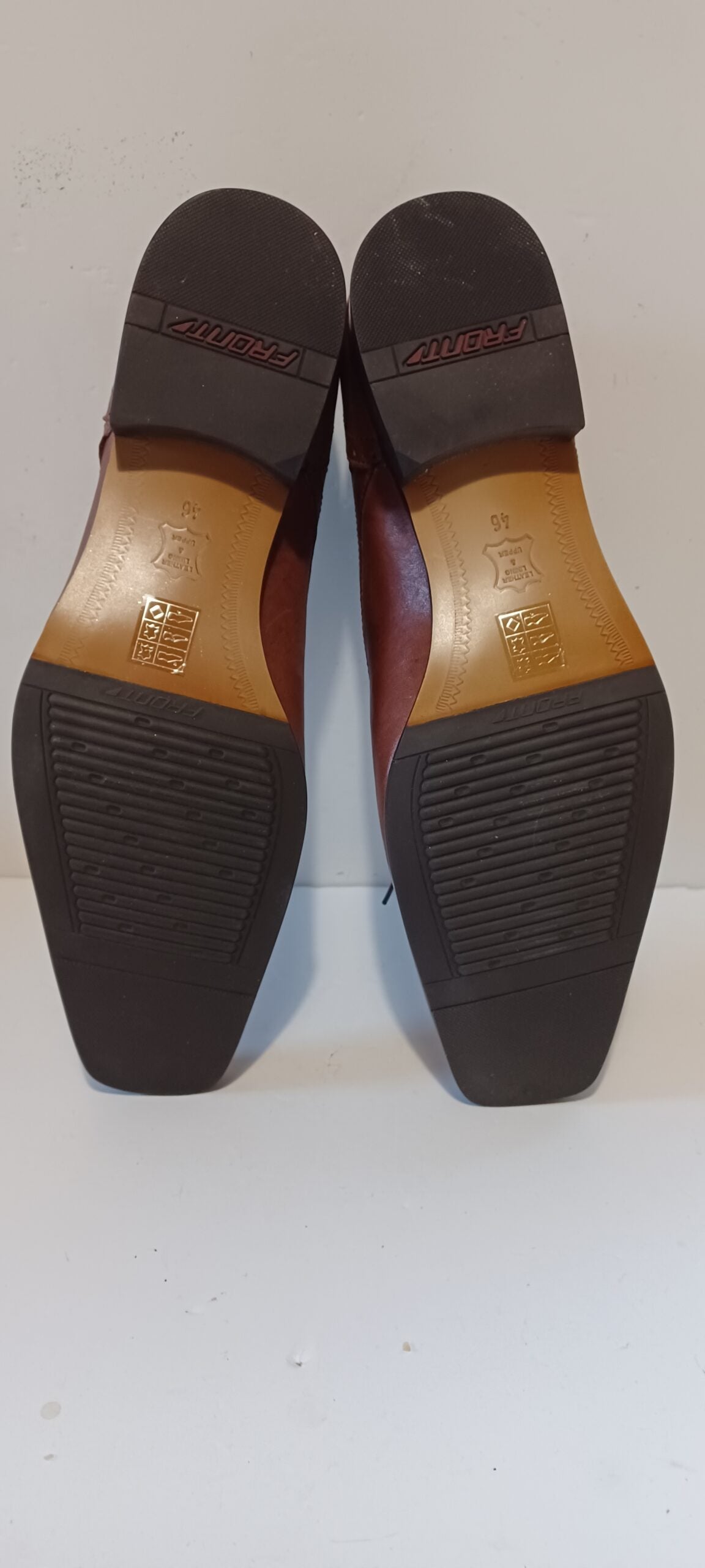 Front - Romford - Mens Shoes - Tan - Brand New image 6