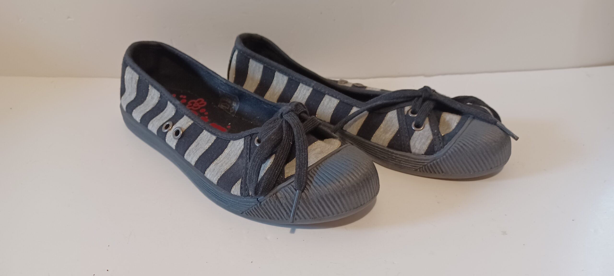 Hoyvoy - Textile - Black - Flat - Laced Up - Stripe - Brand New image 0