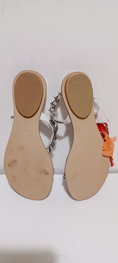 Xti - Sandali - White - Flip Flops With Chain - Brand New image 5