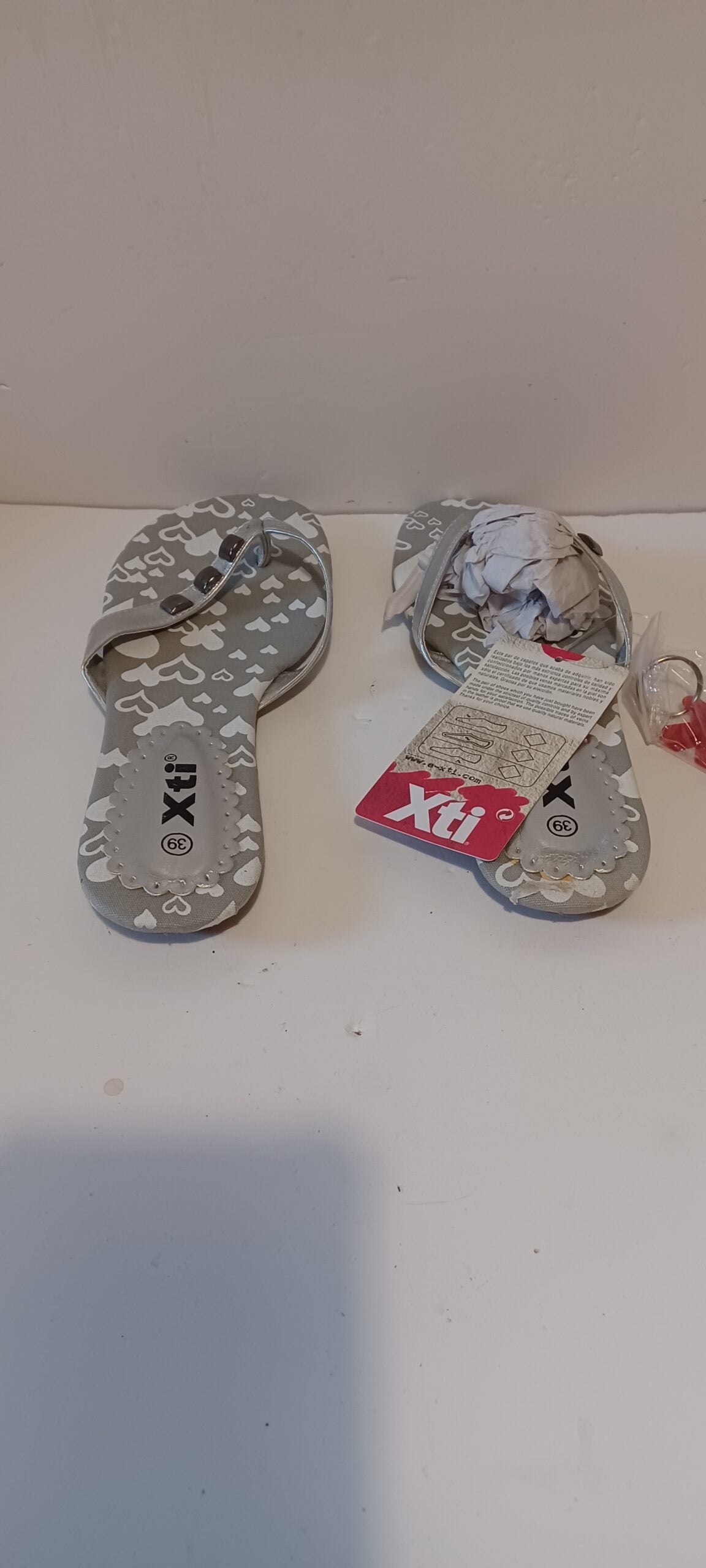 Xti - Sandlea - Ladies Flip Flops - Strap Decore - Silver - Brand New image 4