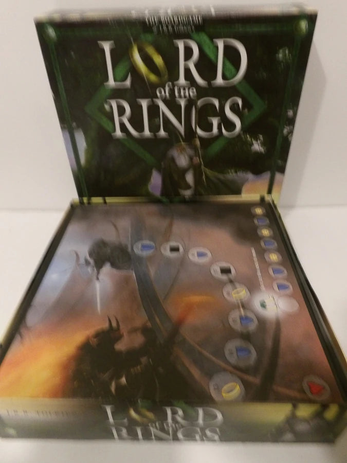 J.R.R Tolkien - Lord of The Rings - Parker - Hasbro - Board Game - Great Condition image 8