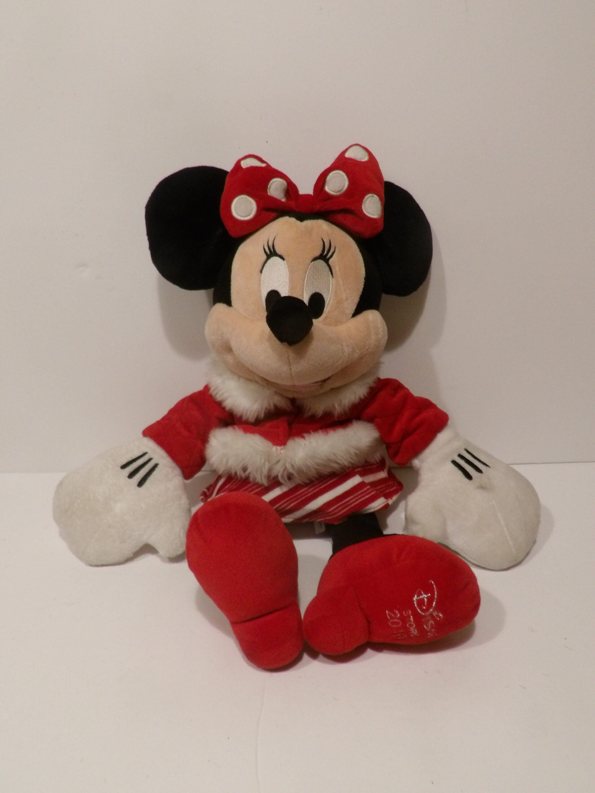Disney Store Christmas Minnie Mouse Soft Toy Plush, 16" 2010 image 0