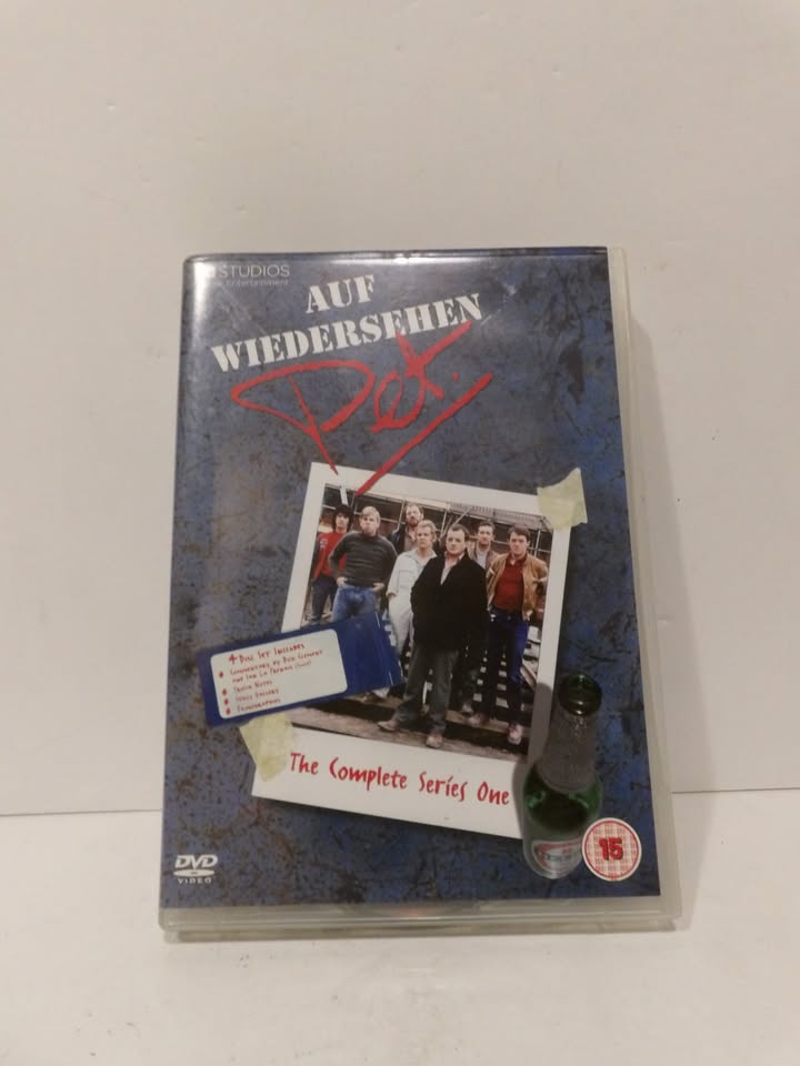Auf Wiedersehen Pet - The Complete Series 1 — DVD Box Set Unused Condition image 0