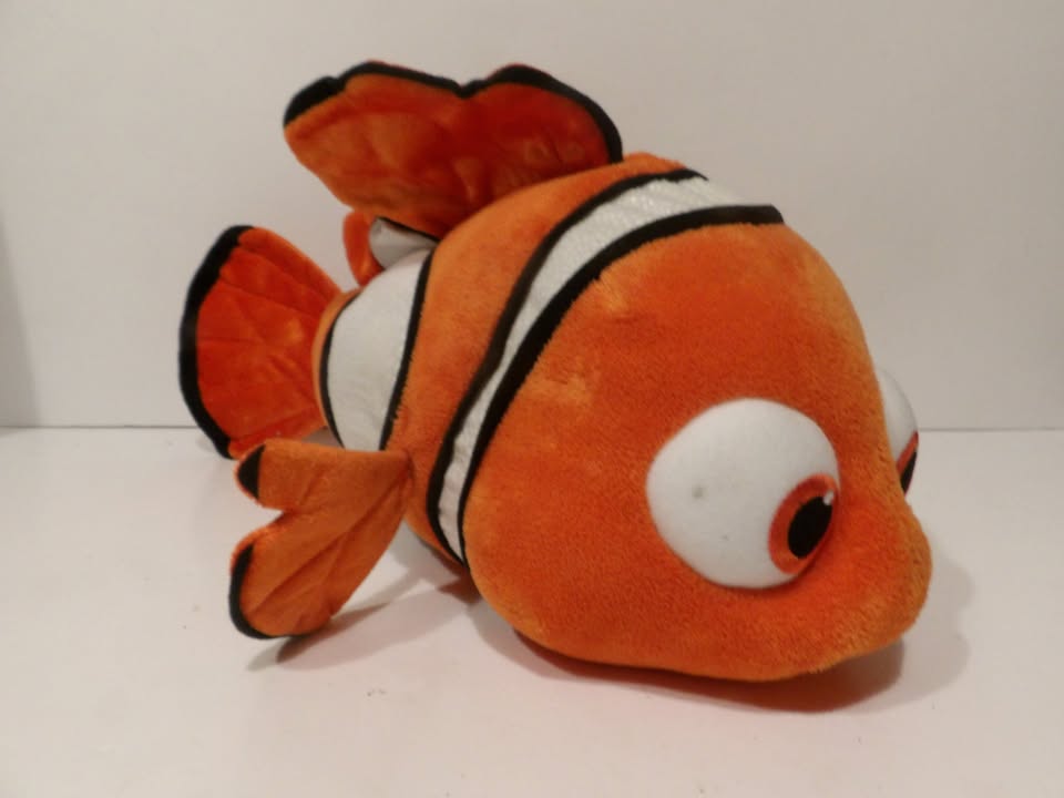 Disney Store Stamped Large Nemo Plush Soft Toy Finding Nemo 18” (45cm) Very Good Condition image 4